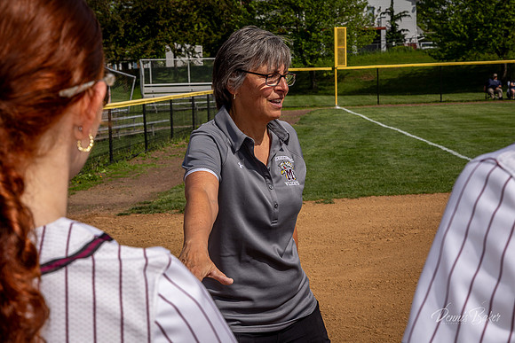 2025_5_7_MASH Softball_007