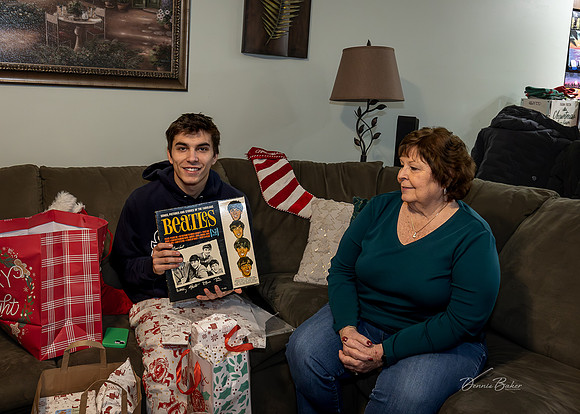 Christmas_2025_Mike-Beth_050