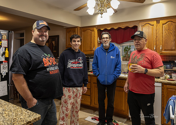 Christmas_2025_Mike-Beth_065