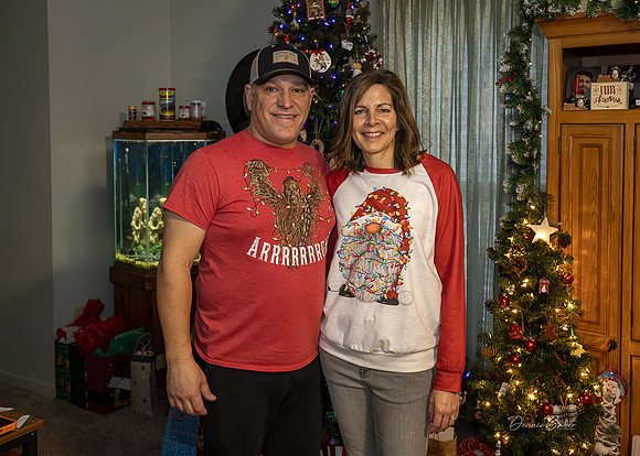 Christmas_2025_Mike-Beth_011