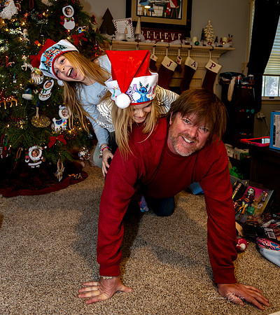 Christmas_2025_Andrea-Jeff_052