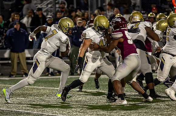 2024_11_15_MASH Football vs McDevitt_330